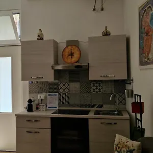 4 Via Valona - Executive Luxury Apartment Bari