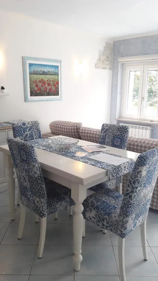 Casa Tra Gli Olivi Apartment Bardolino Italy
